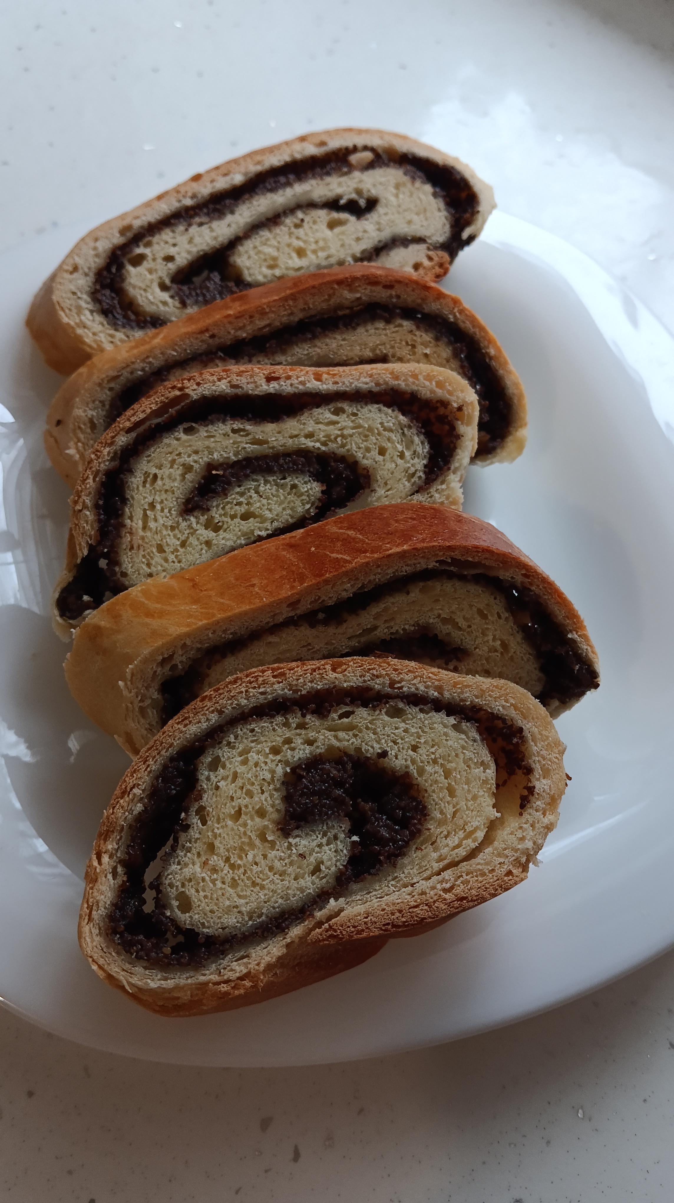 Маковий рулет