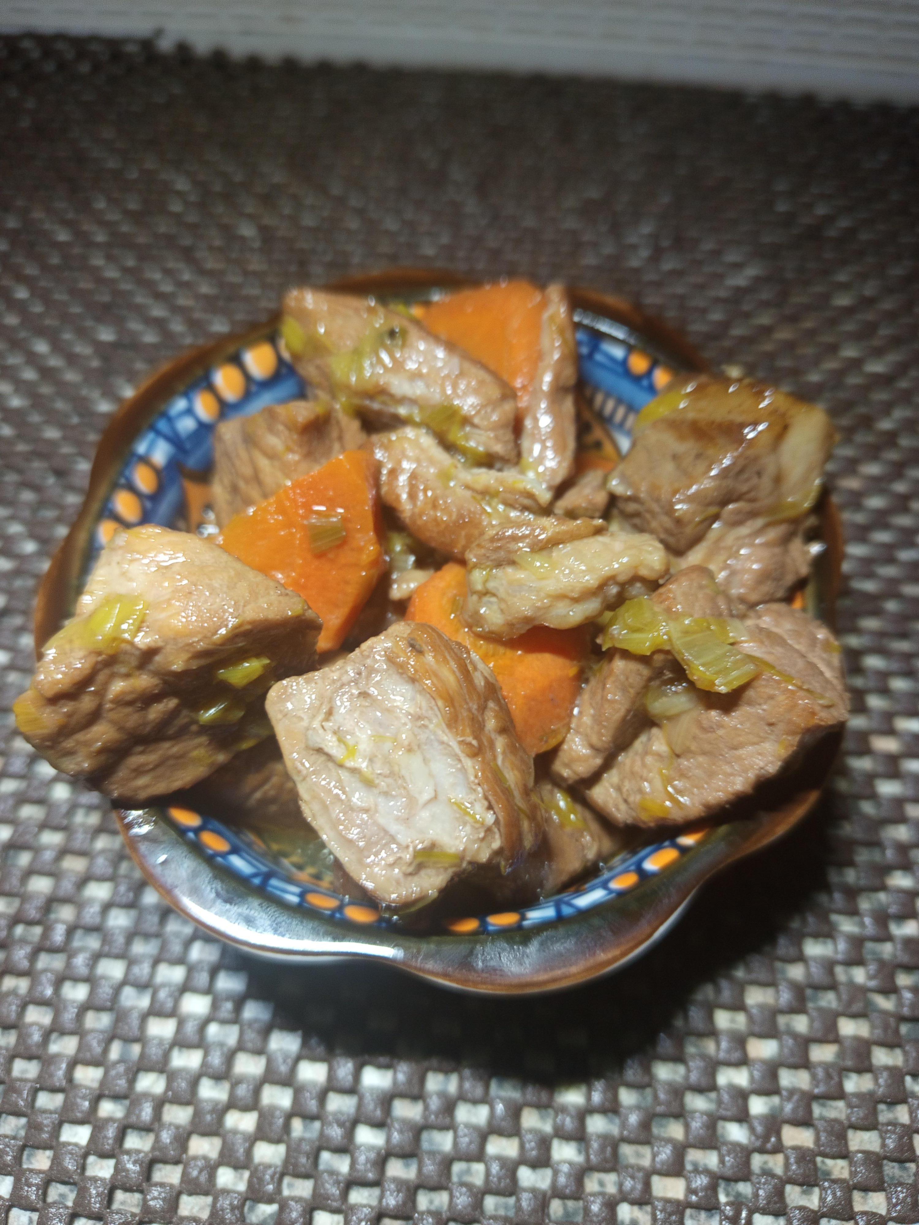 Яловичина по-бургундськи