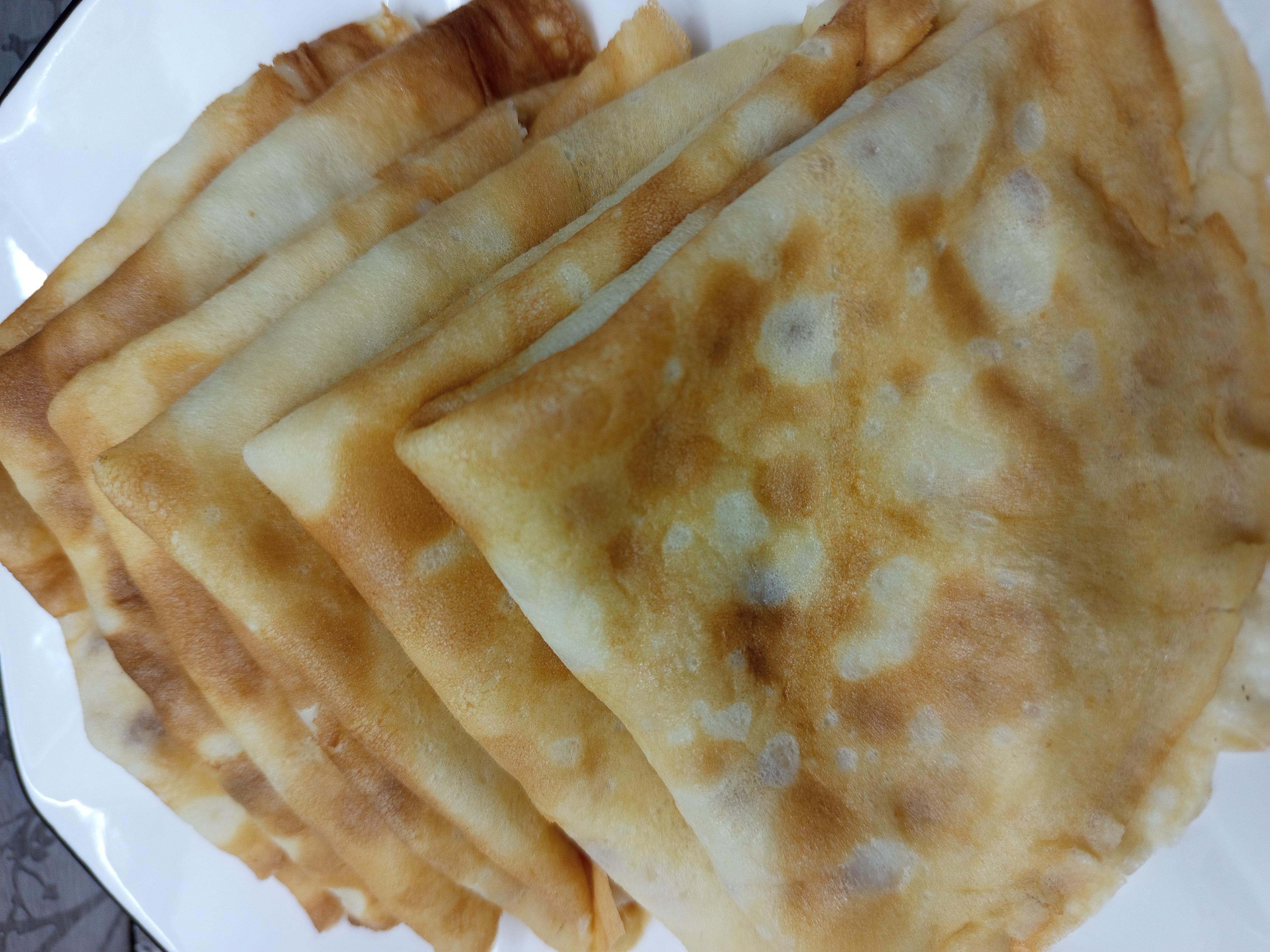 Млинці на гарячому молоці