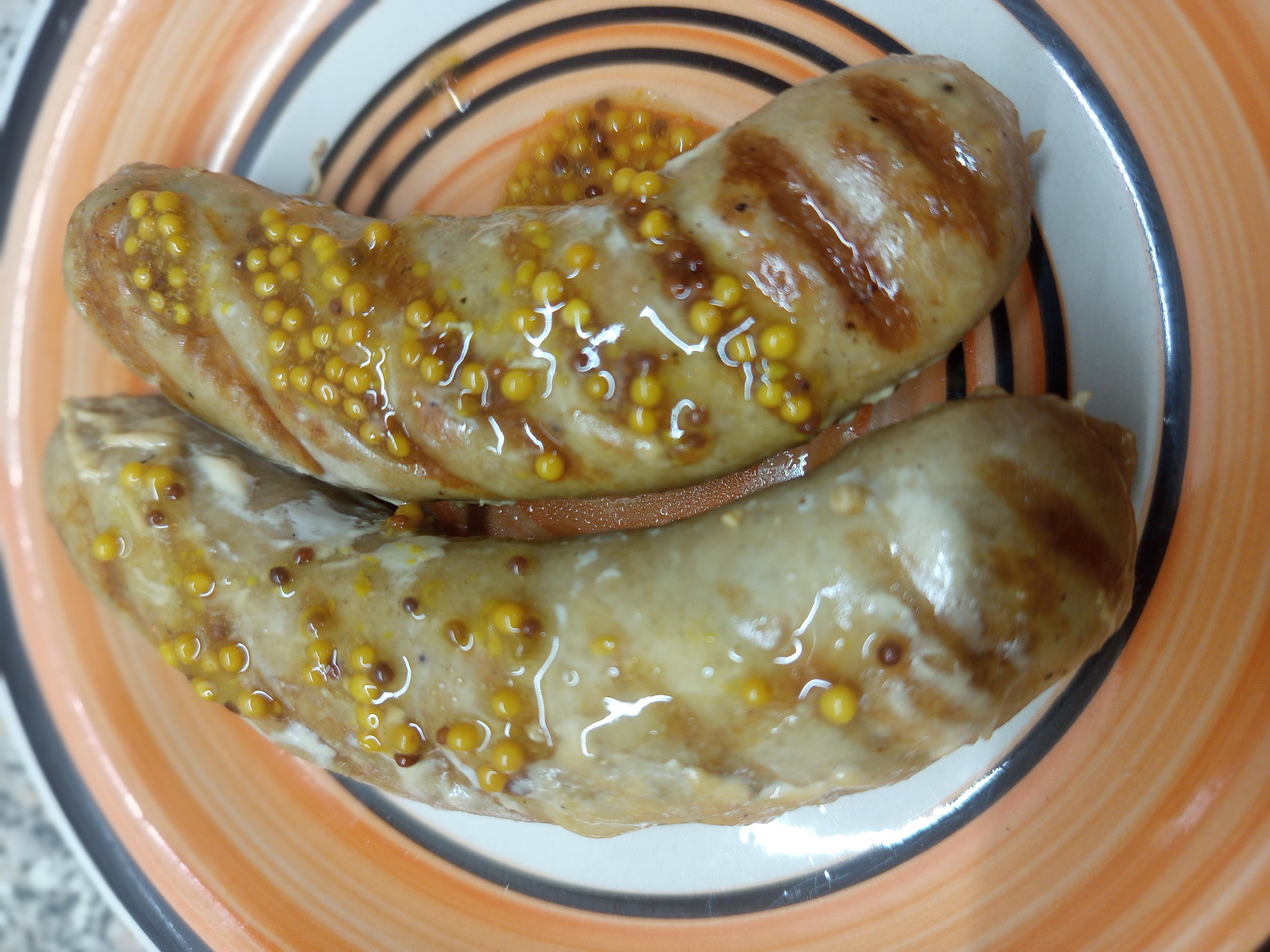 Ковбаски гриль з гірчичним соусом