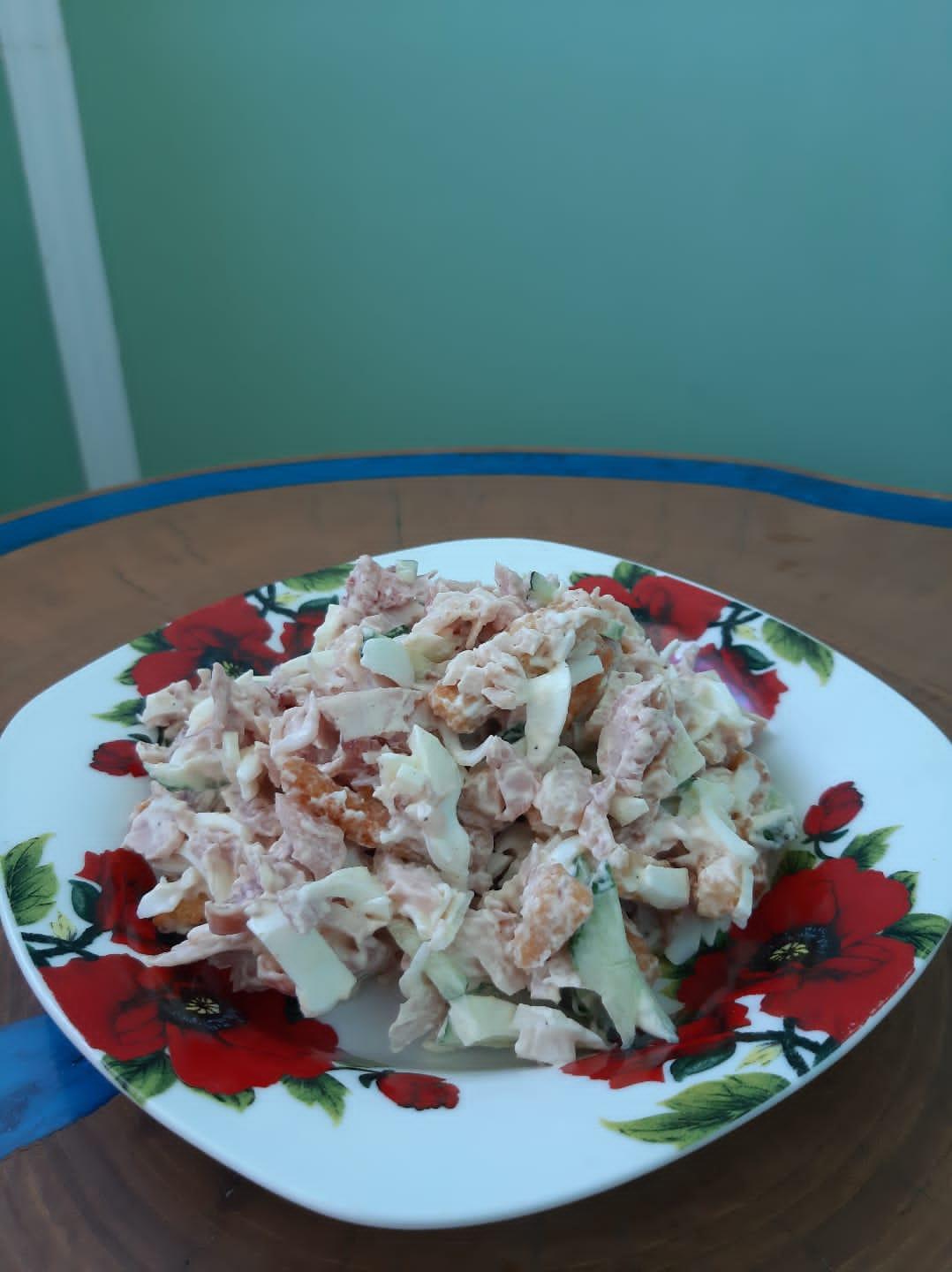 Салат із сухариками