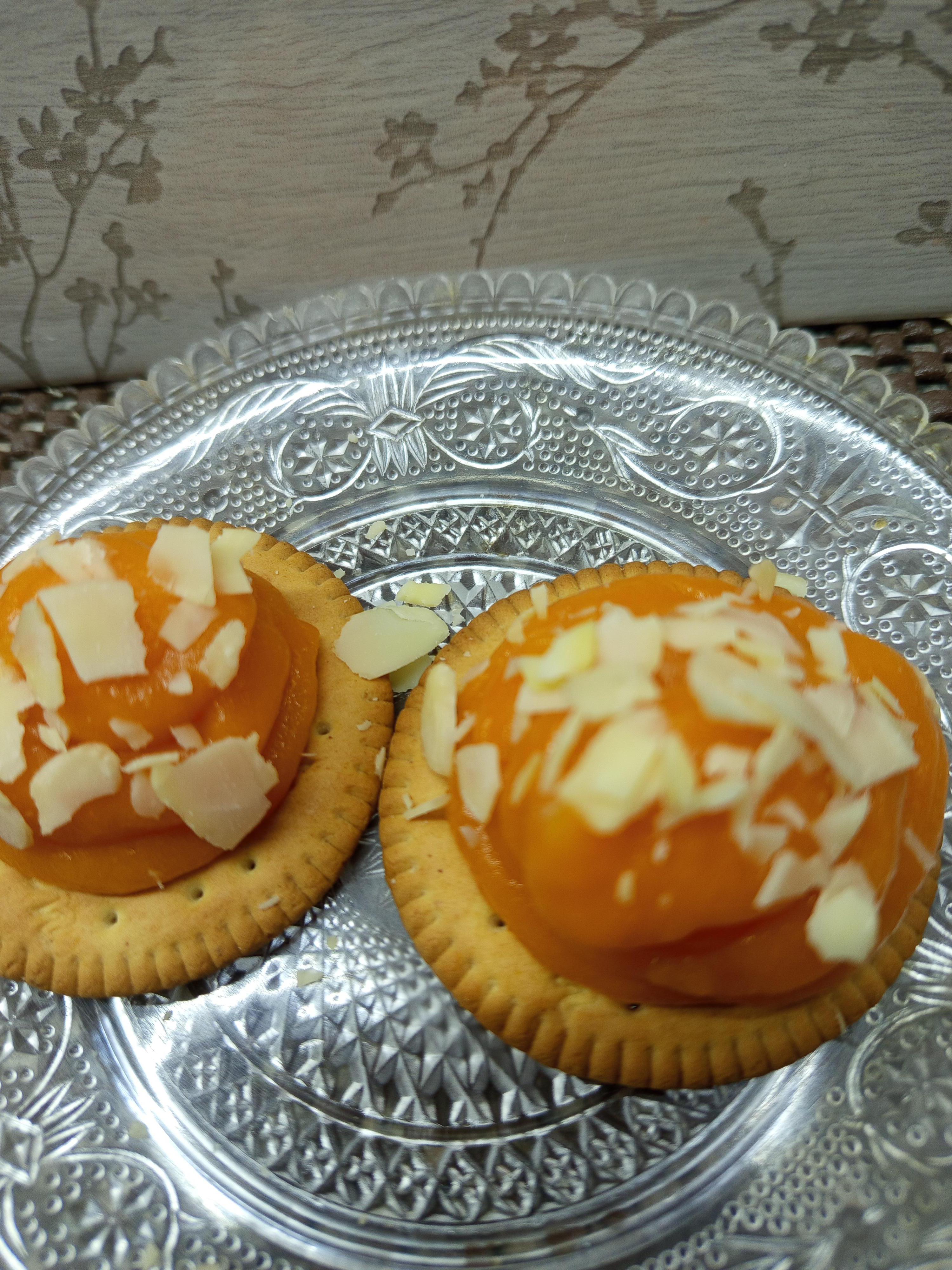 Морквяно- яблучна паста для крекерів