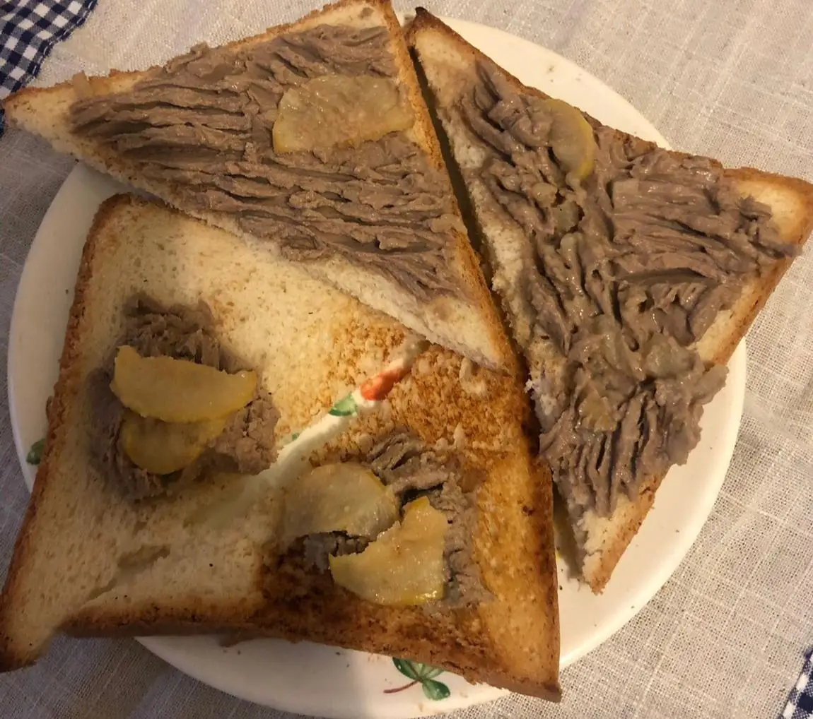 Курячий паштет з карамелізованою грушею