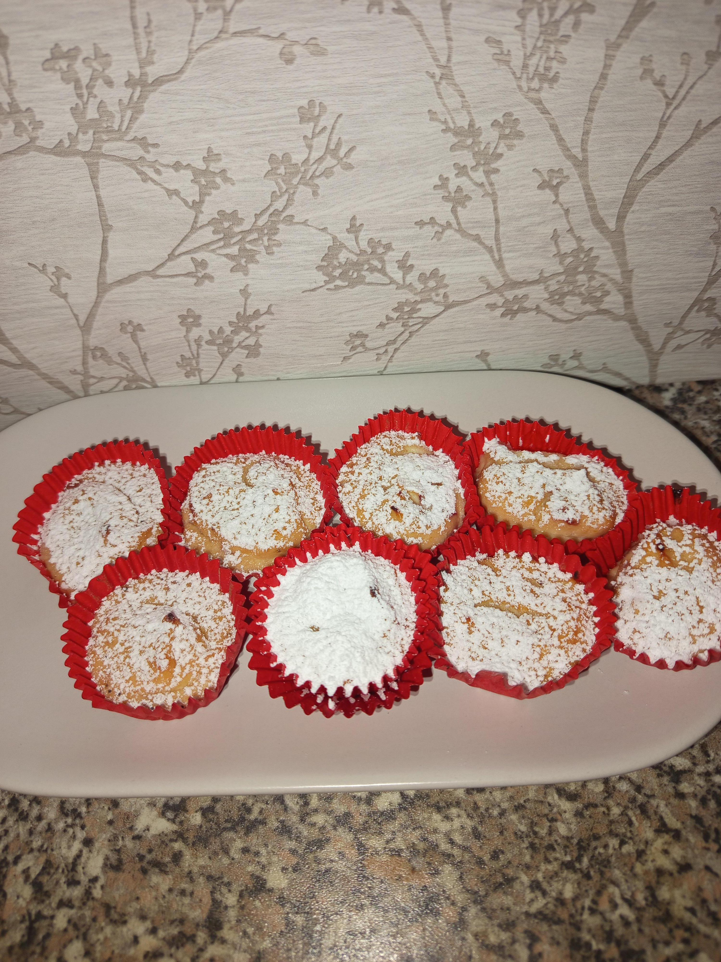 Корисні сирні мафіни з бананом та яблуком