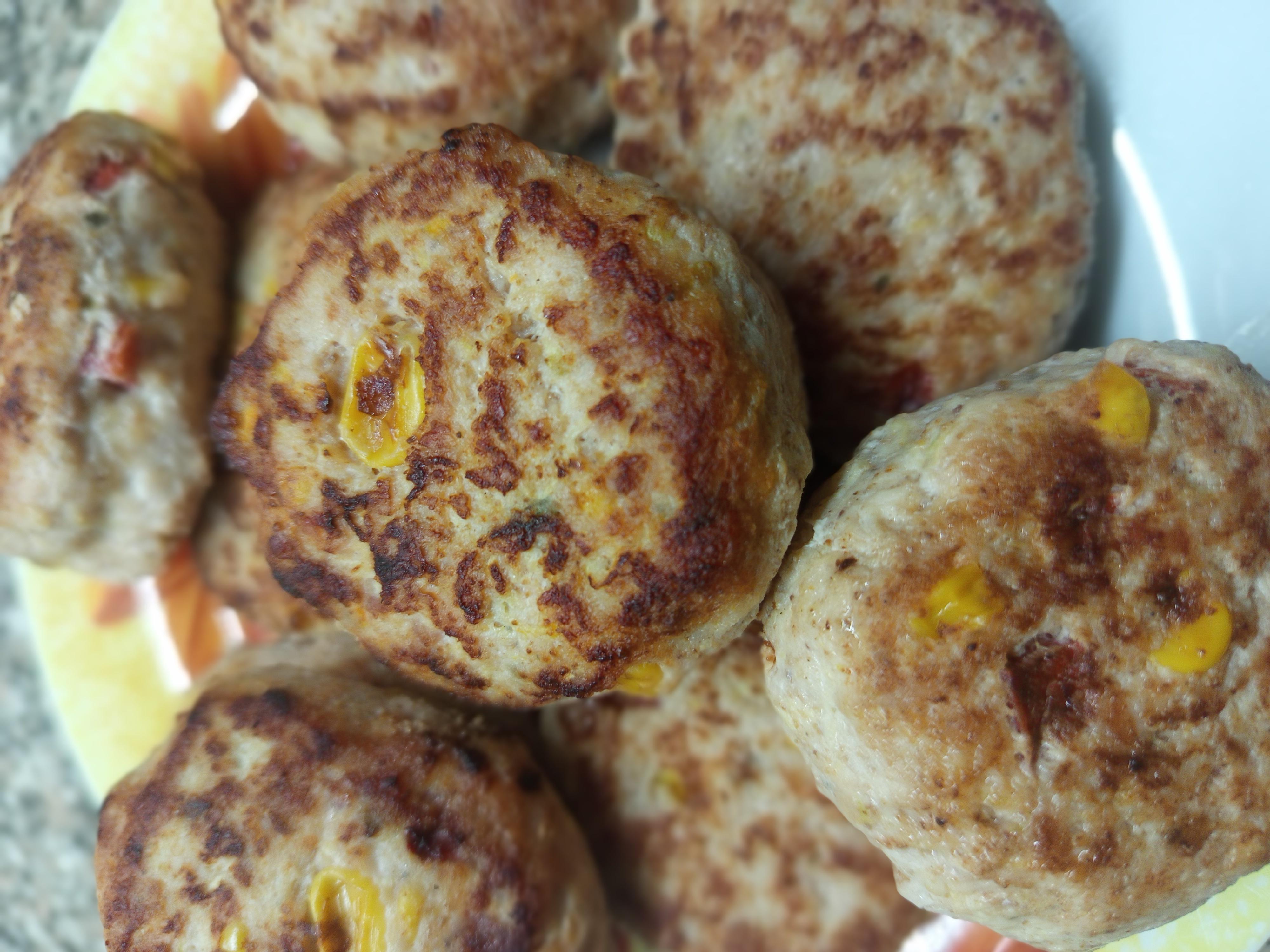 Курячі котлети з овочами