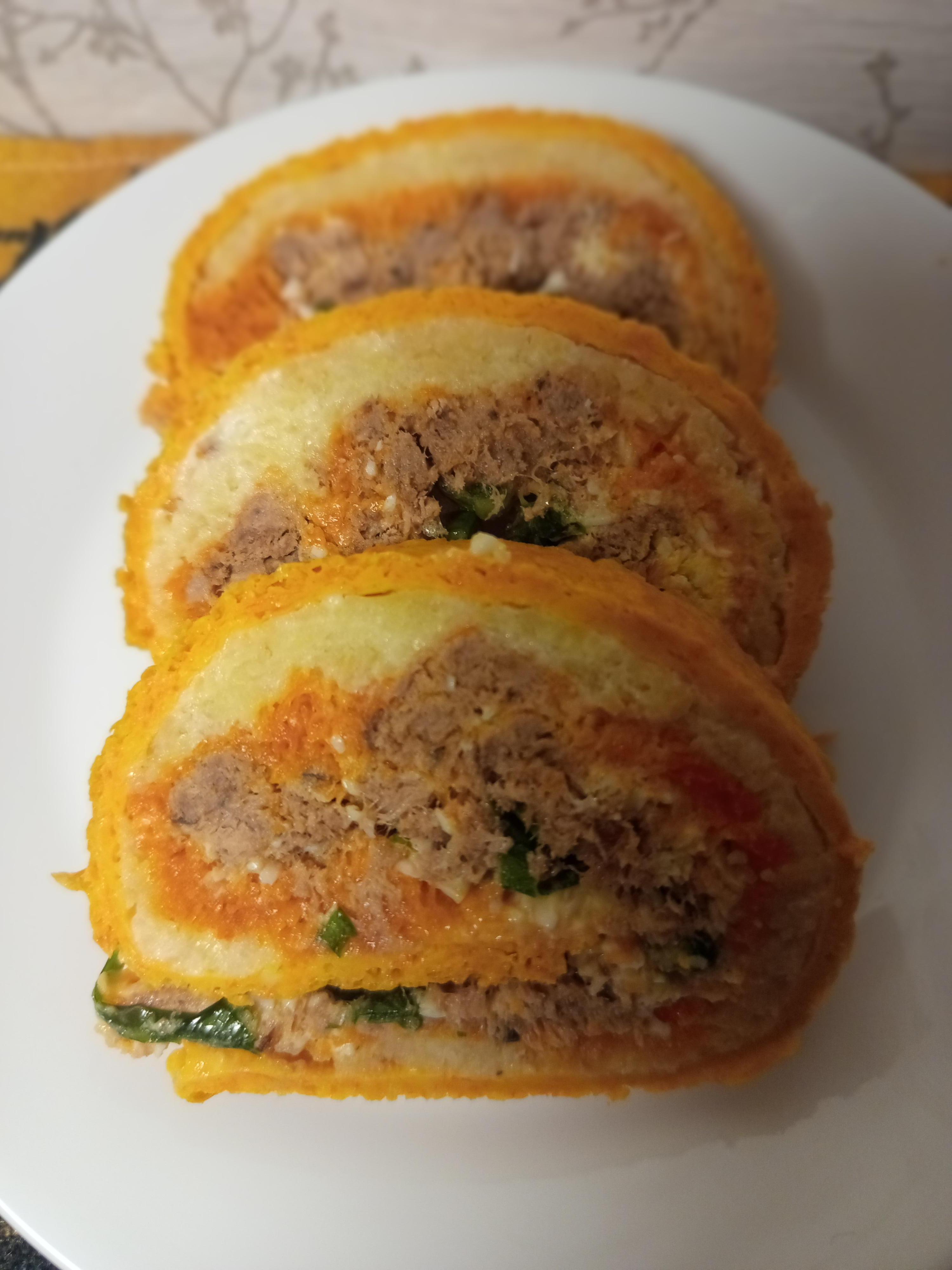 Салат "Мімоза" в рулеті