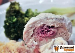 Курячий рулет з начинкою