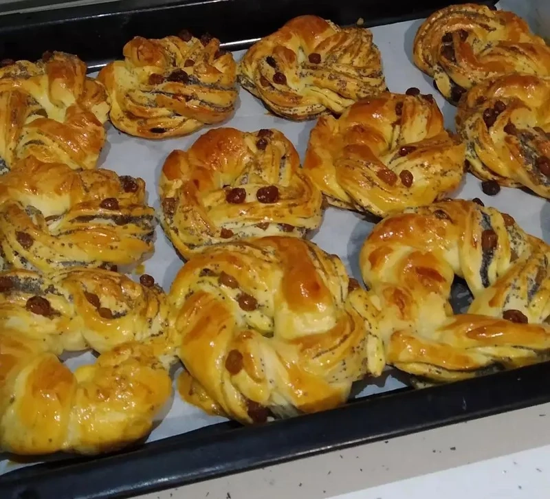 Булочки з цукатами