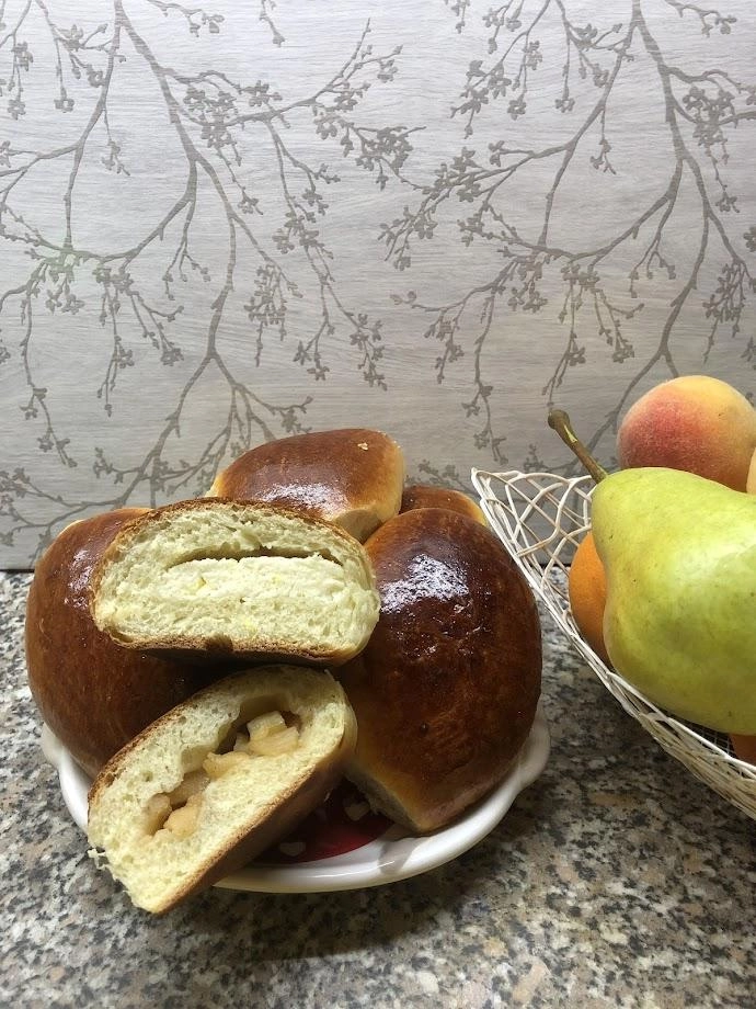 Булочки з двома видами начинки