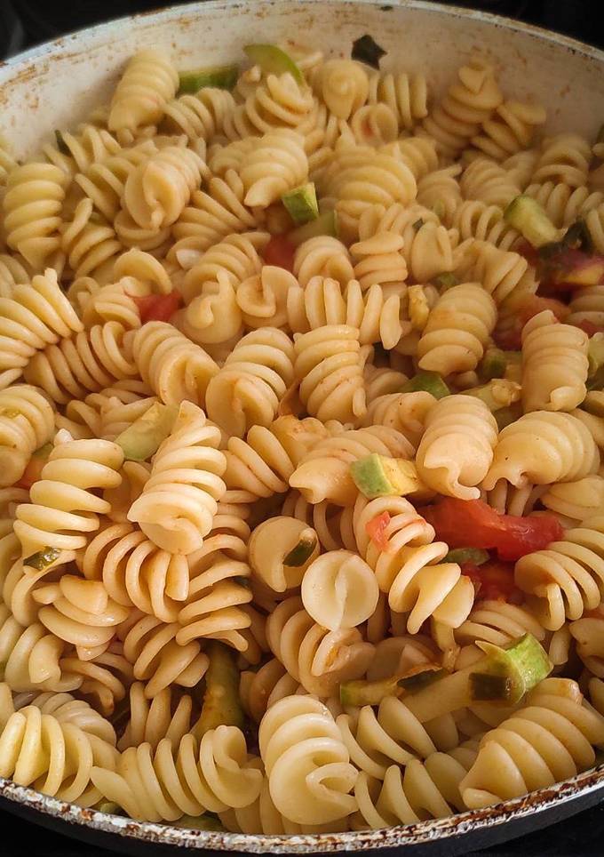 Макарони з овочами 🍆
