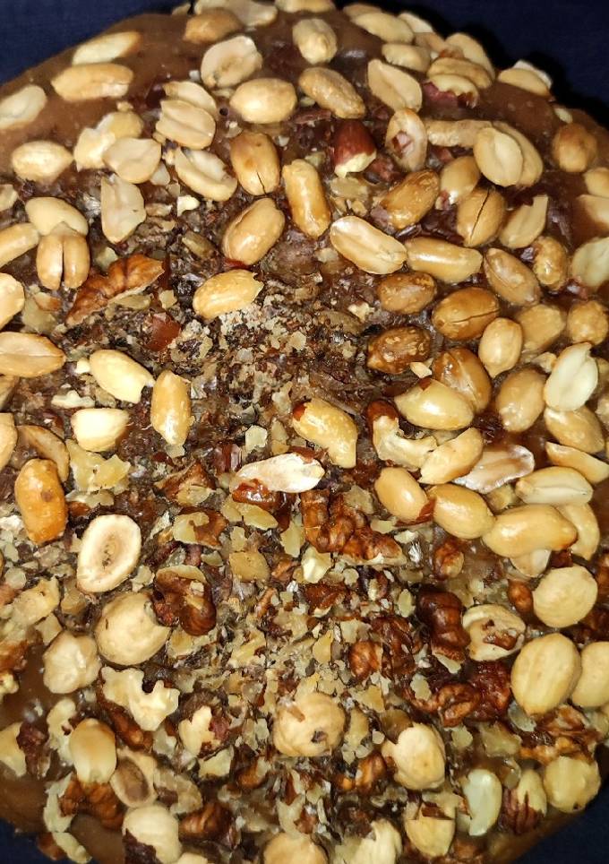 Медовий кекс з горіхами