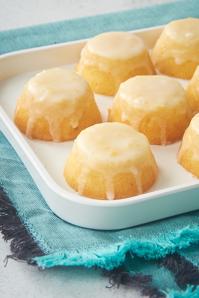 mini lemon pound cakes