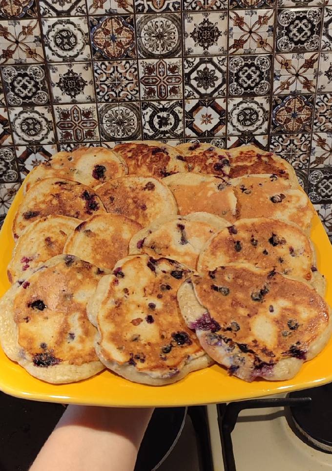 Оладки з чорницями 😋