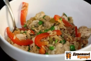 Паелья з куркою в мультиварці