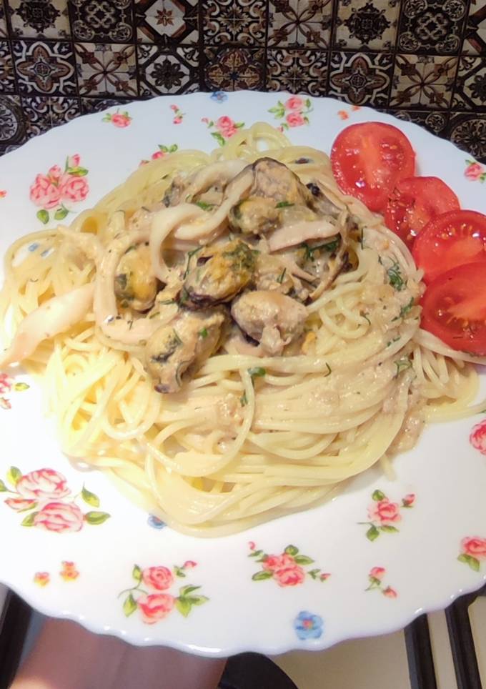Паста з морепродуктами та вершками❤️