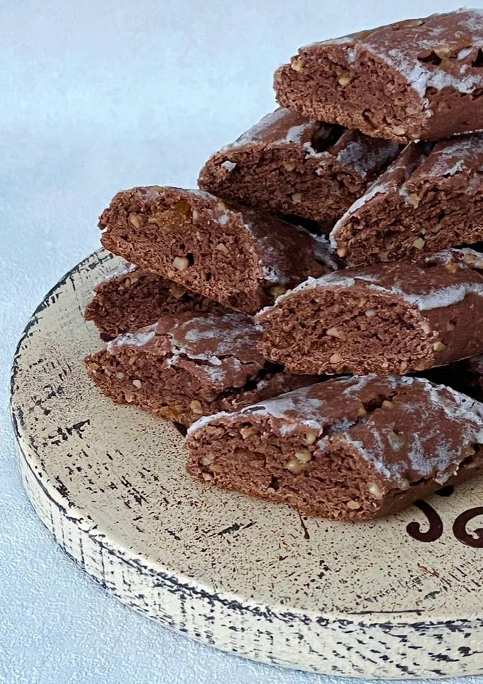 Печиво з курагою та горіхами