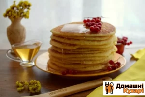Пишні дріжджові млинці