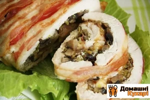 Рулет з курячої грудки