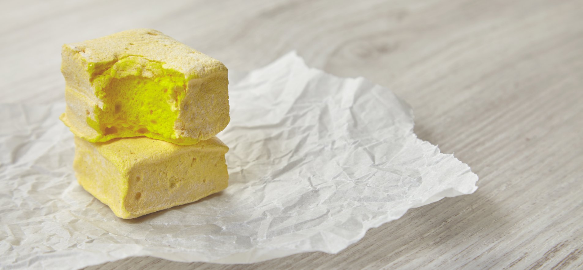 Легкий домашній лимонний зефір на десерт