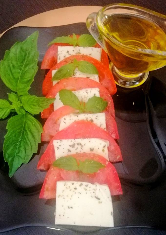 Салат "Капрезе"