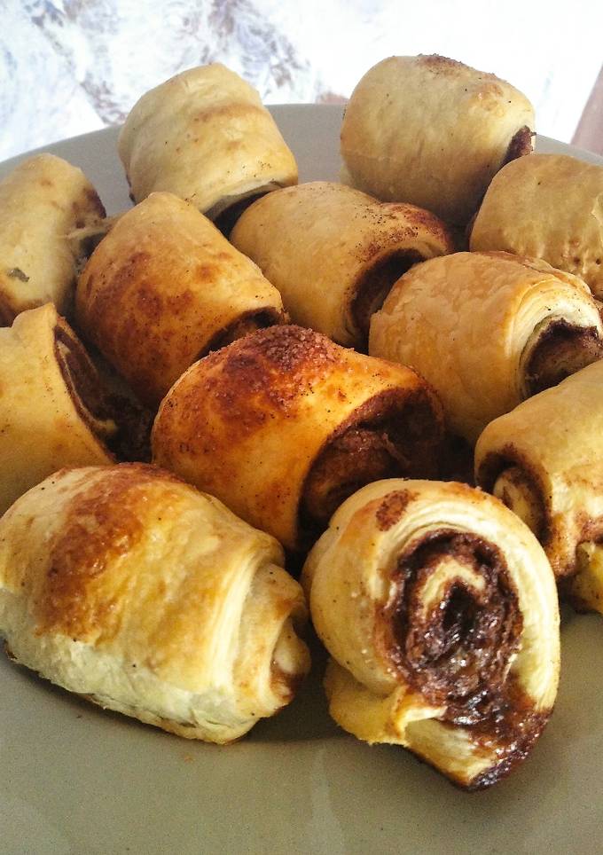 Слойки "Пальчики" з корицею і цукром