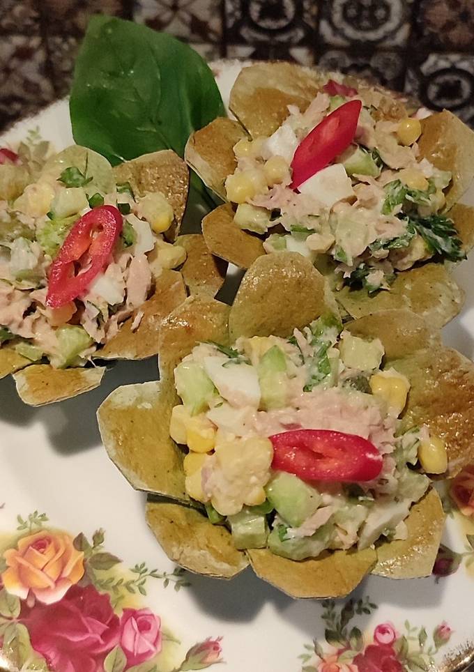 Тарталетки з лавашу з тунцем та каперсами😋