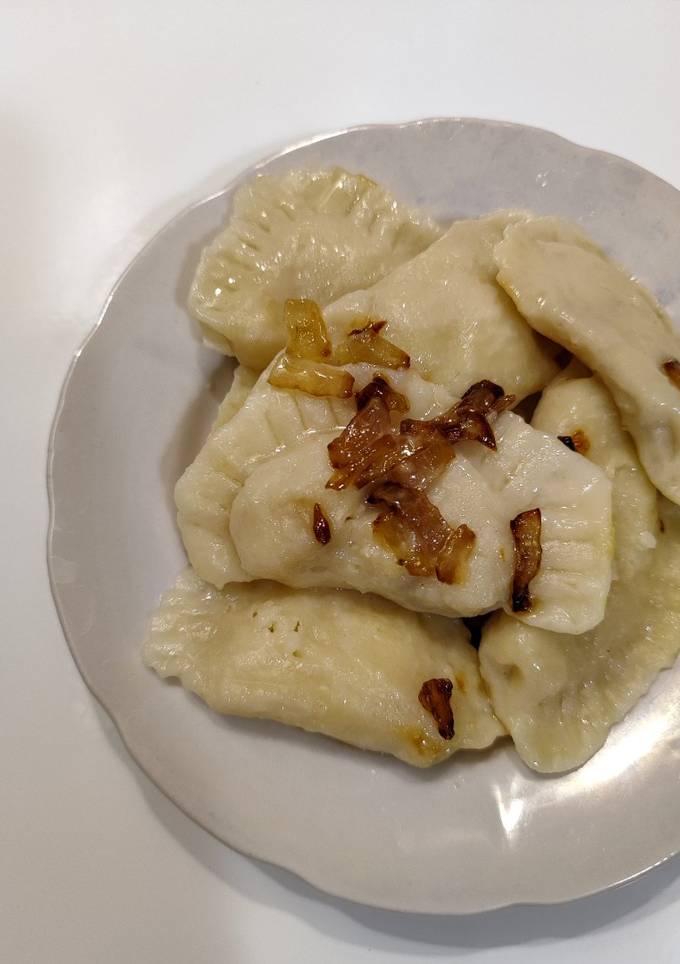 Варенички з картоплею та капустою 🥟