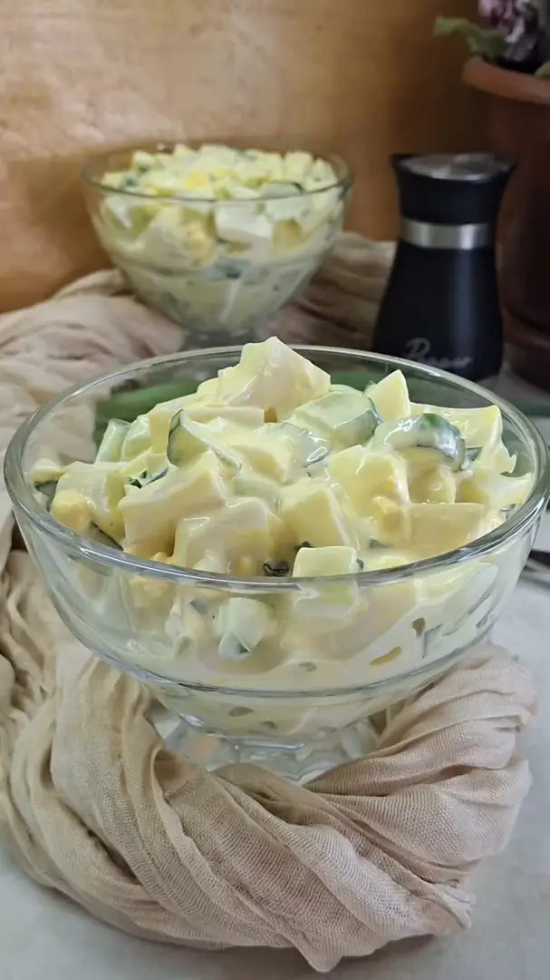 Салат з кальмарами