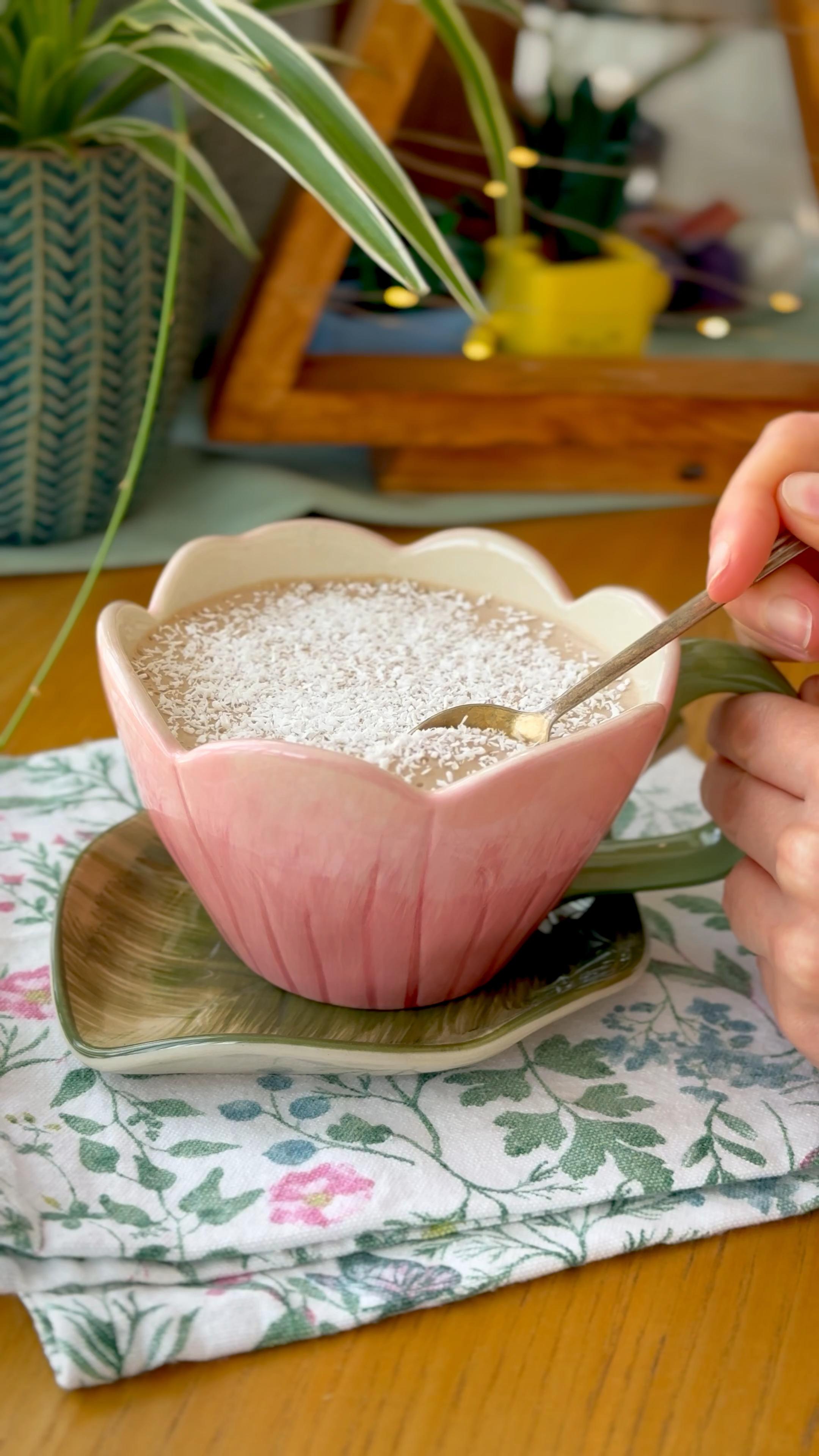 Желейний десерт з ряженки та банану