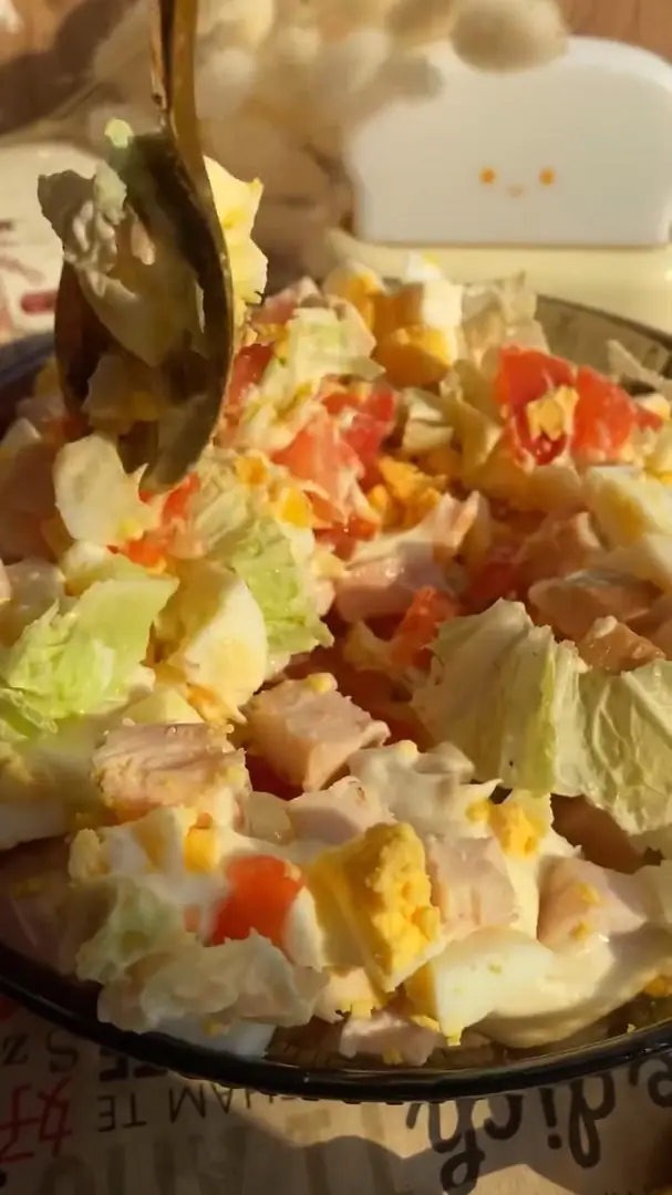 Салат з копченою куркою😋