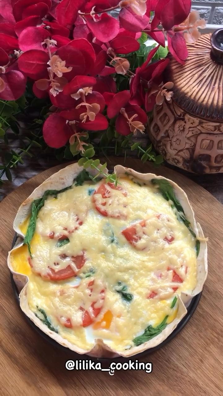 Сніданок в лаваші😌