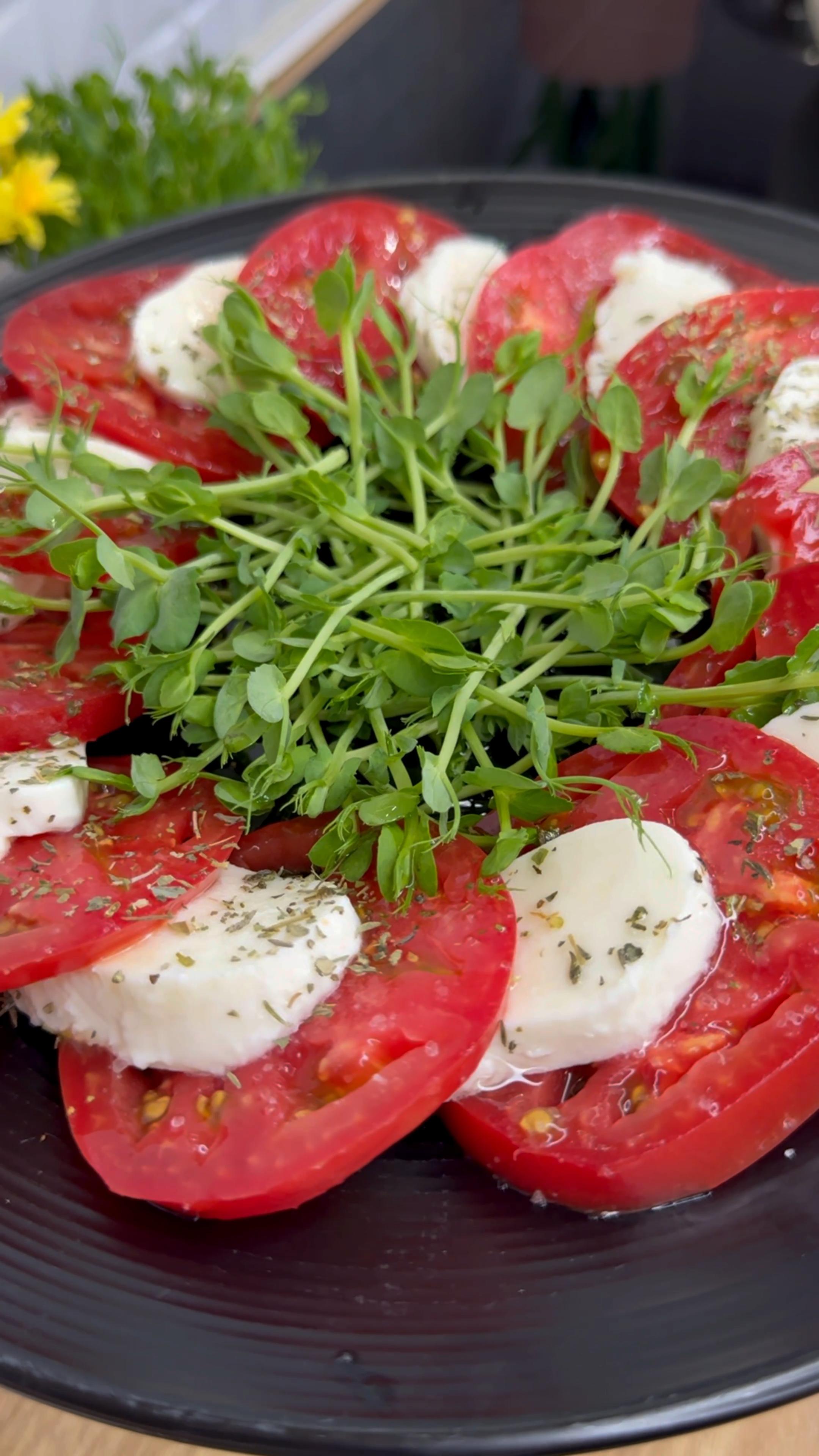 Салат «Капрезе»