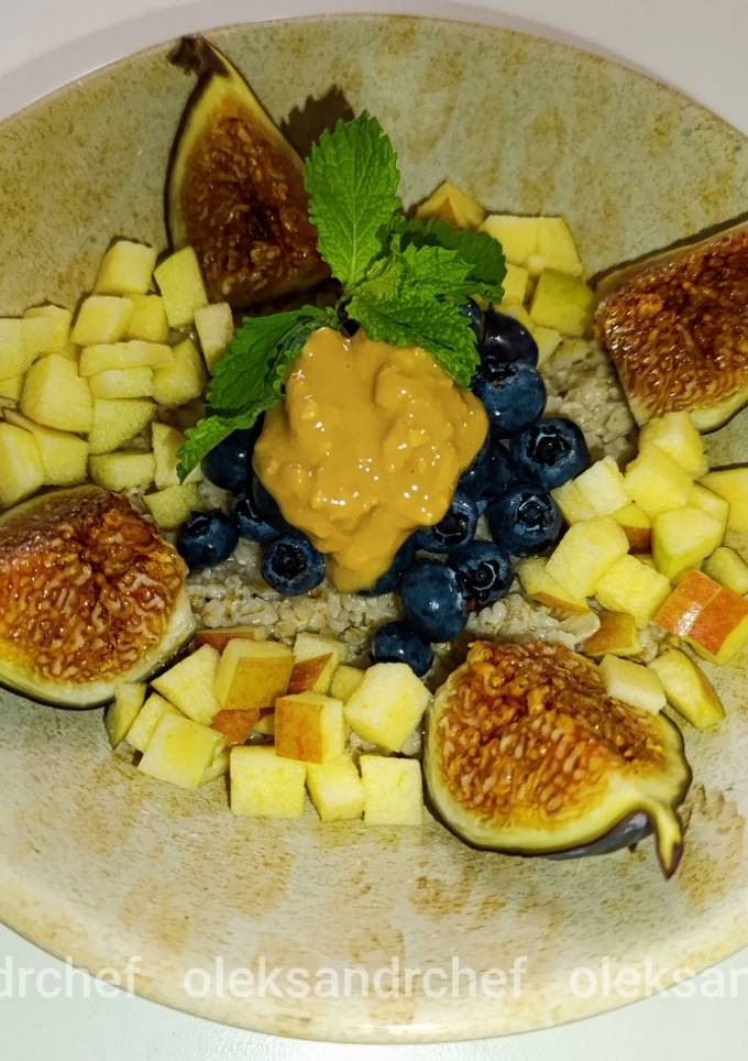 Вівсяна каша з фруктами🤤/Oatmeal with fruit